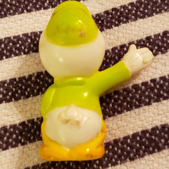 Vintage 70's Walt Disney Plastic PVC Pencil Topper Green Duck-Louie - Picture 4 of 7